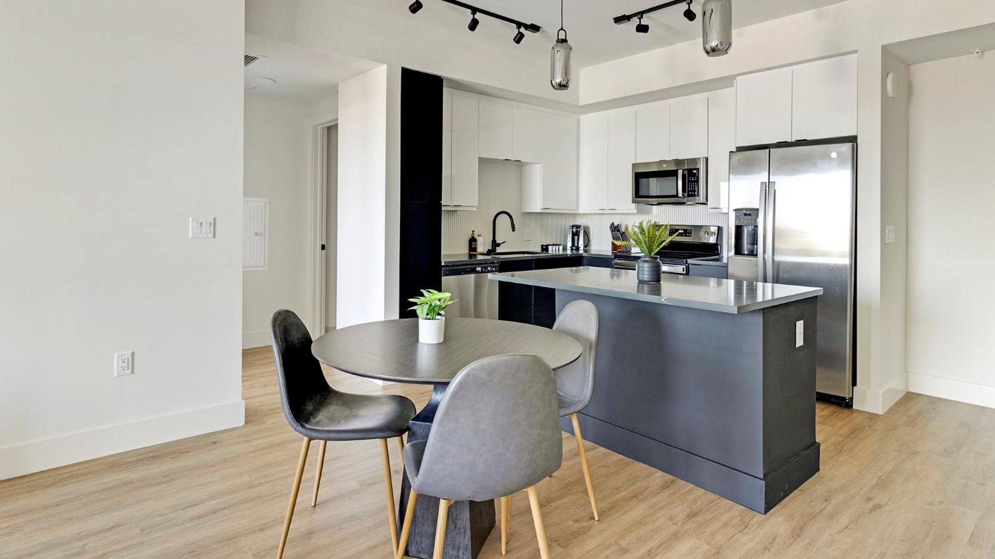 וסט פאלם ביץ' Tortoise One Apartments By Barsala חדר תמונה